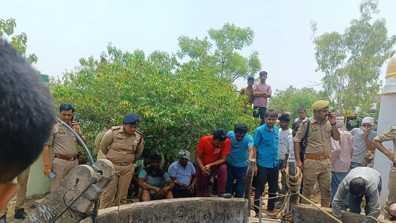 Chitrakoot News: भाई की डांट से आहत होकर दो बहनों ने कुएं में कूदकर दी जान, परिजनों में मची चीख पुकार
