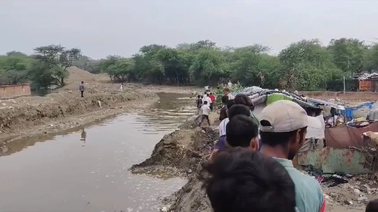 कुकरैल नदी में डूबने से दो बच्चों की मौत (2)