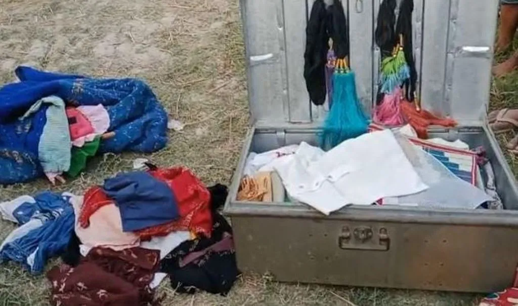 Bareilly News: चोरों ने दो घरों में बोला धावा, नगदी और लाखों रूपये के सोने-चांदी के आभूषण ले उड़े