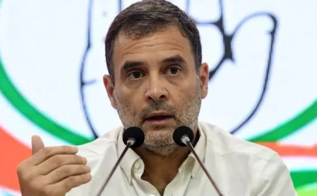 अहंकार, अत्याचार का प्रतीक बन चुकी सरकार पर वोट से ‘अंतिम प्रहार’ करे जनता: राहुल गांधी 