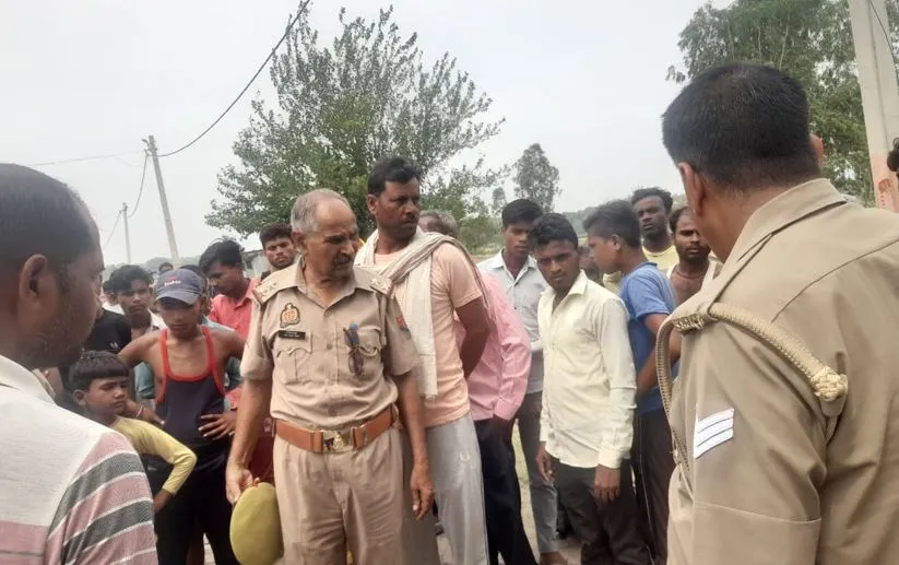 शाहजहांपुर-पीलीभीत बॉर्डर पर धारदार हथियार से युवक की हत्या, परिजनों में मचा कोहराम 