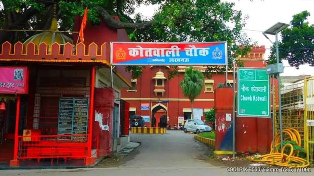 लखनऊ : अस्पताल में घुसकर रिसेप्शनिट का गला दबा की अश्लील हरकत