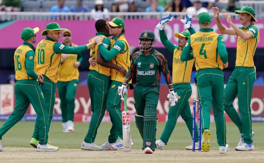  T20 World Cup 2024 : क्लासेन और गेंदबाजों ने दक्षिण अफ्रीका को बांग्लादेश पर चार रन की दिलाई जीत 