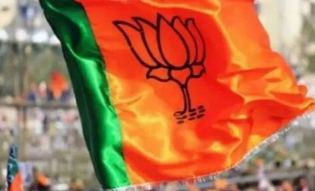 बरेली: बीजेपी ने लोकसभा चुनाव के दौरान आंवला में भितरघात करने वालों की रिपोर्ट बनाने की तैयारी की शुरू, आज बुलाई मंडल अध्यक्षों की बैठक