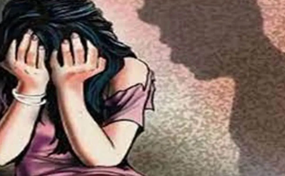 Bareilly News: दिल्ली की युवती से अस्पताल में दुष्कर्म, बनाई अश्लील वीडियो...पांच के खिलाफ रिपोर्ट दर्ज 