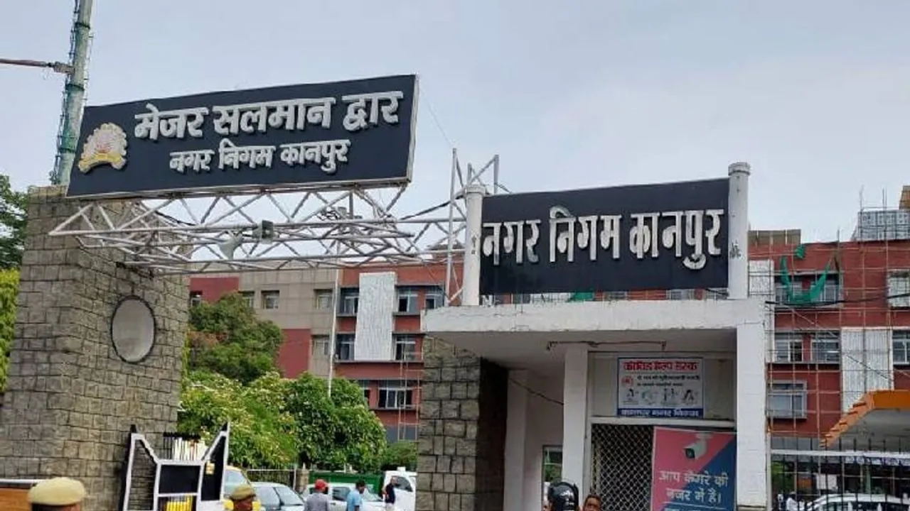 Kanpur: नगर निगम ने ग्रीनबेल्ट पर हटाया अतिक्रमण, ध्वस्त किया चट्टा, जब्त किये इतने पशु...आरोपी संचालक पर एफआईआर दर्ज