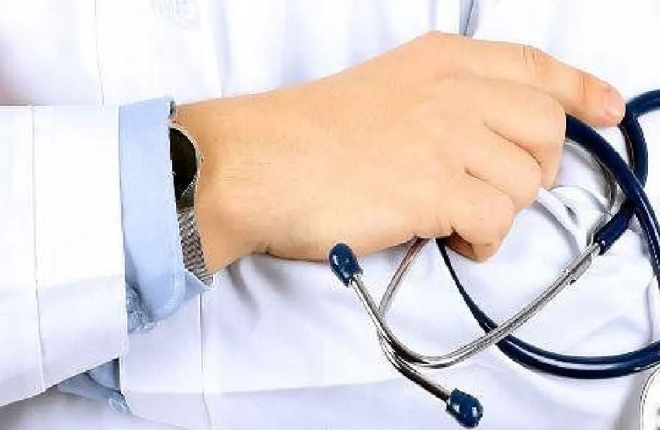Bareilly News: मंडल में डॉक्टरों के 52 फीसदी पद खाली, मरीजों का इलाज बना चुनौती