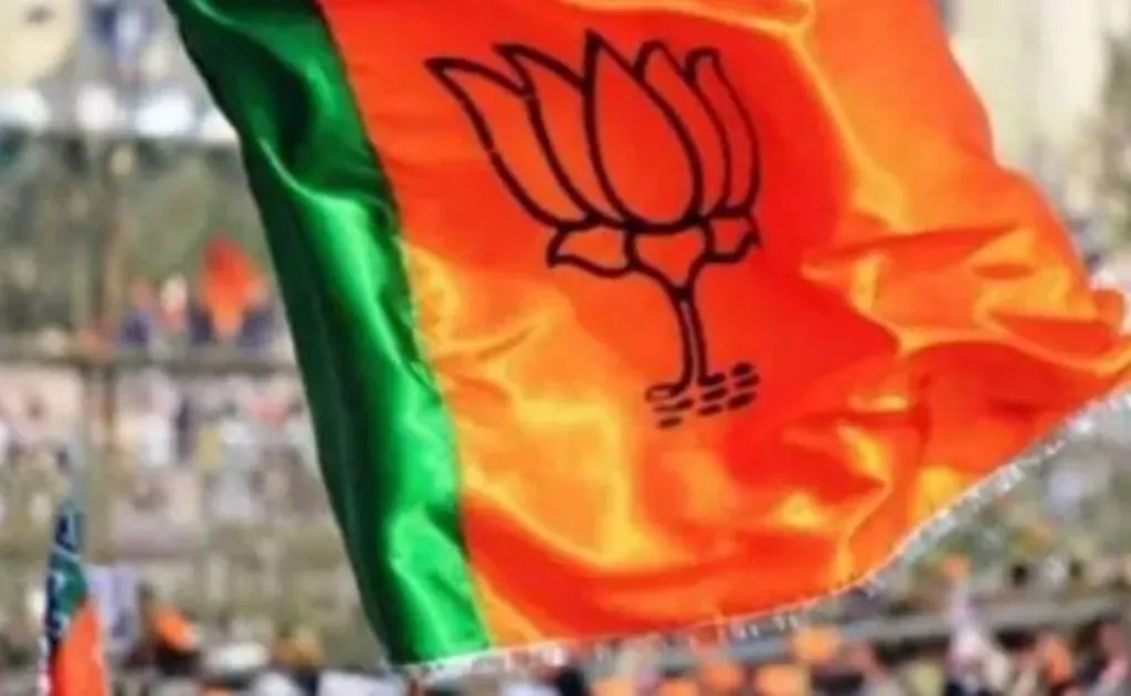 आगरा लोकसभा सीट पर बीजेपी ने लहराया परचम, एसपी सिंह बघेल ने दर्ज की बड़ी जीत