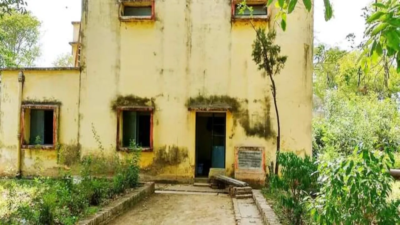 प्रयागराज : पठारी क्षेत्र में जल स्तर गिरने इस गहराया पेयजल का संकट 