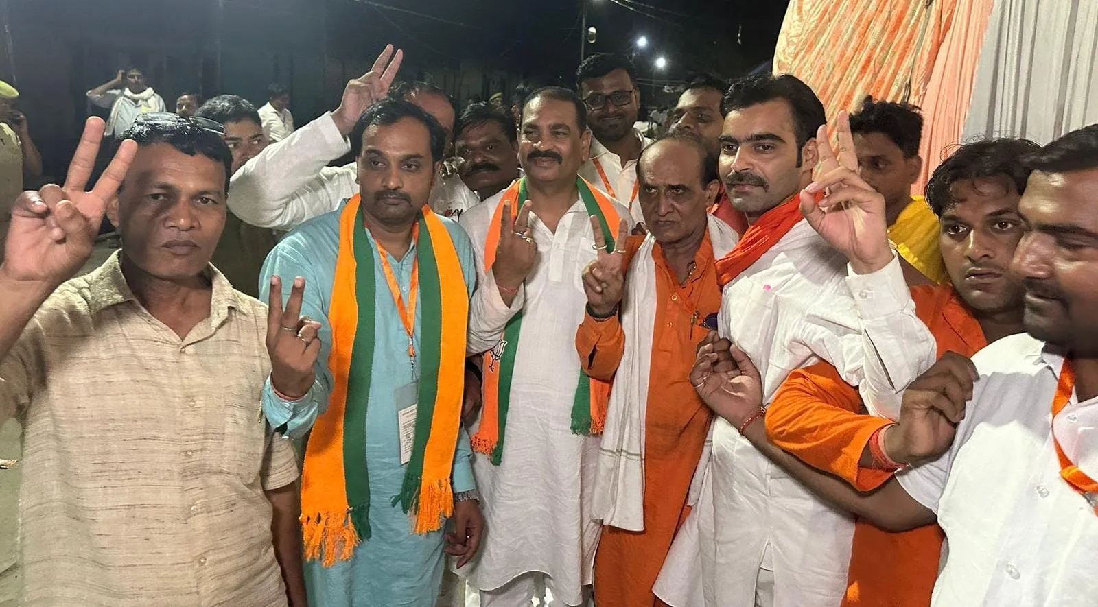 फूलपुर से लगातार दूसरी बार भाजपा ने फतेह किया किला, कांटे की लड़ाई में प्रवीण जीते 