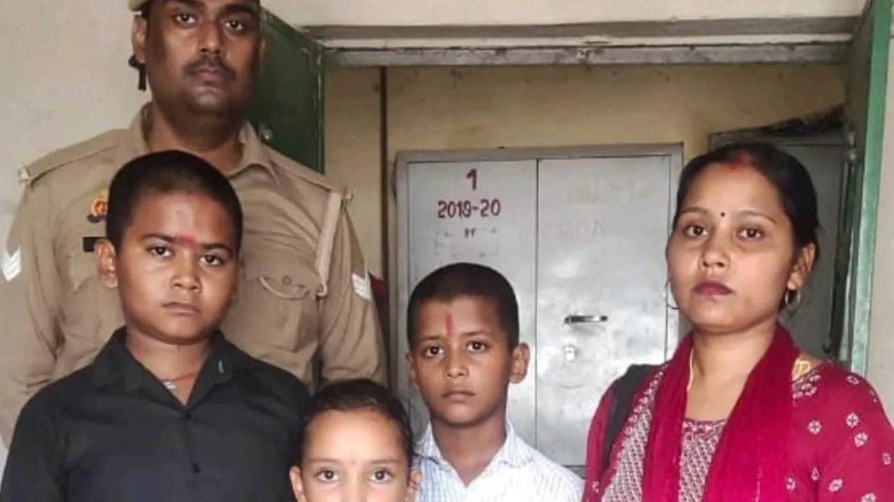 Banda: ऑप्ररेशन मुस्कान के तहत पुलिस ने मां से बिछड़े तीन बच्चों को मिलवाया, परिजनों ने खाकी को धन्यवाद दिया