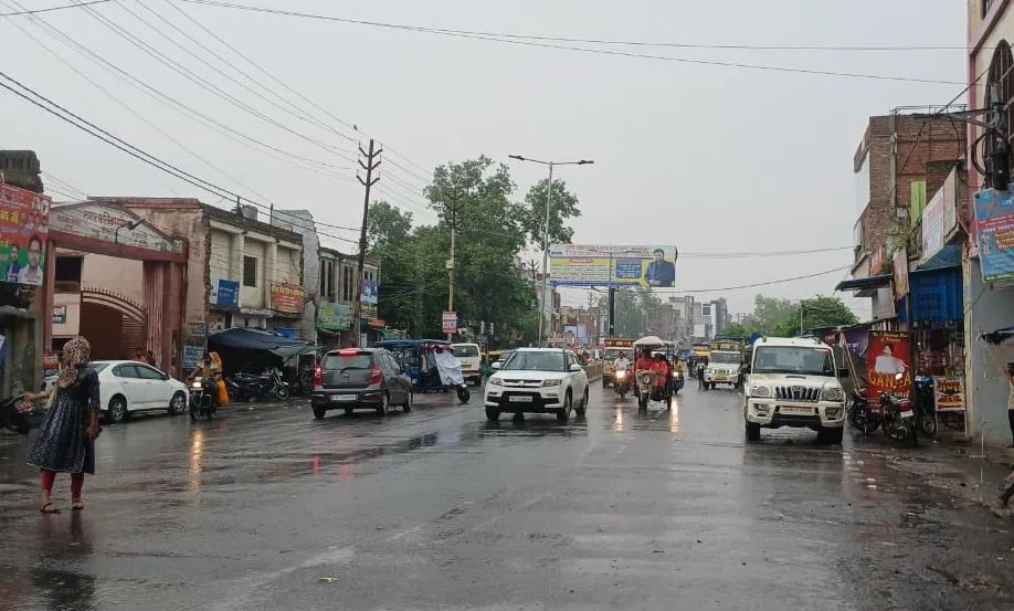 मानसून ने दी दस्तक, राजधानी में हुई बारिश 