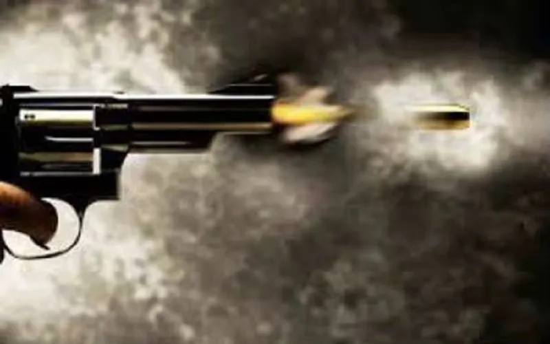 रामपुर : जमीन के विवाद को लेकर दो पक्षों में चली गोली, दो महिलाएं घायल