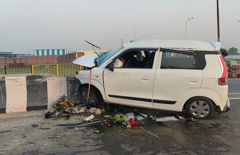 शाहजहांपुर: अलग-अलग सड़क हादसों में एक श्रद्धालु की मौत, 11 लोग घायल