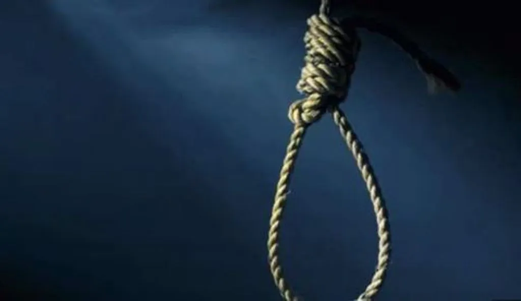 बरेली: महिला ने फांसी लगाकर किया सुसाइड, परिवार में मचा कोहराम 