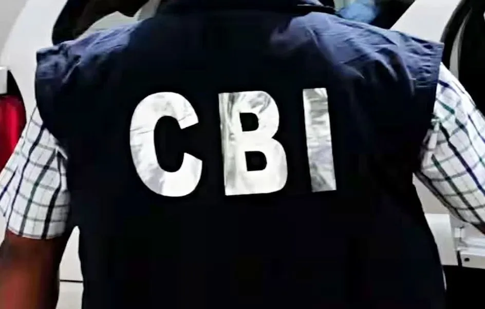 CBI का दल पटना में पहुंचा ईओयू कार्यालय, NEET मामले में गिरफ्तार आरोपियों को ला सकता है दिल्ली
