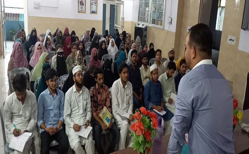 संघर्ष करते रहें, विफलताओं से नहीं हों हतोत्साहित : सौलत पब्लिक लाइब्रेरी डॉ. महमूद