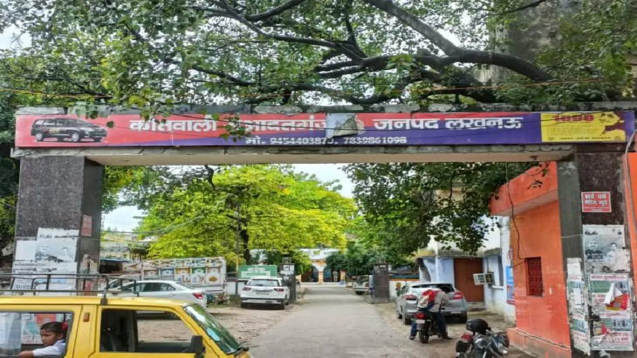 जनता में आक्रोश : कूडे़ के ढ़ेर में मवेशियों के मिले कटे हुए सिर