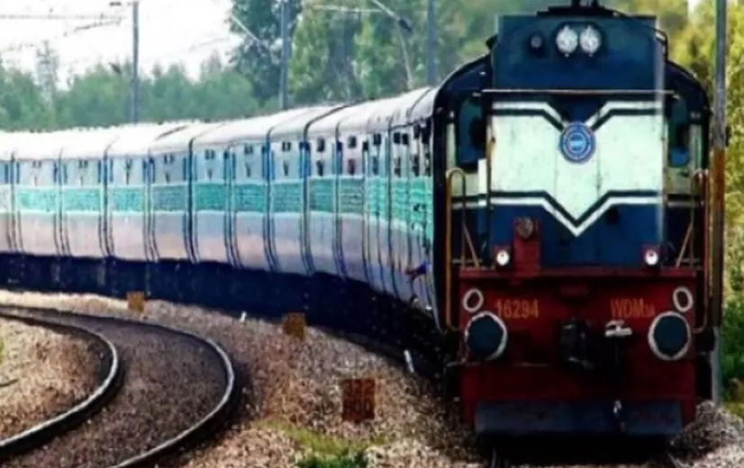 Bareilly News: कैसे-कैसे बच्चे...घर में रखे देखे एक लाख तो उठाकर चल दिए सफर पर