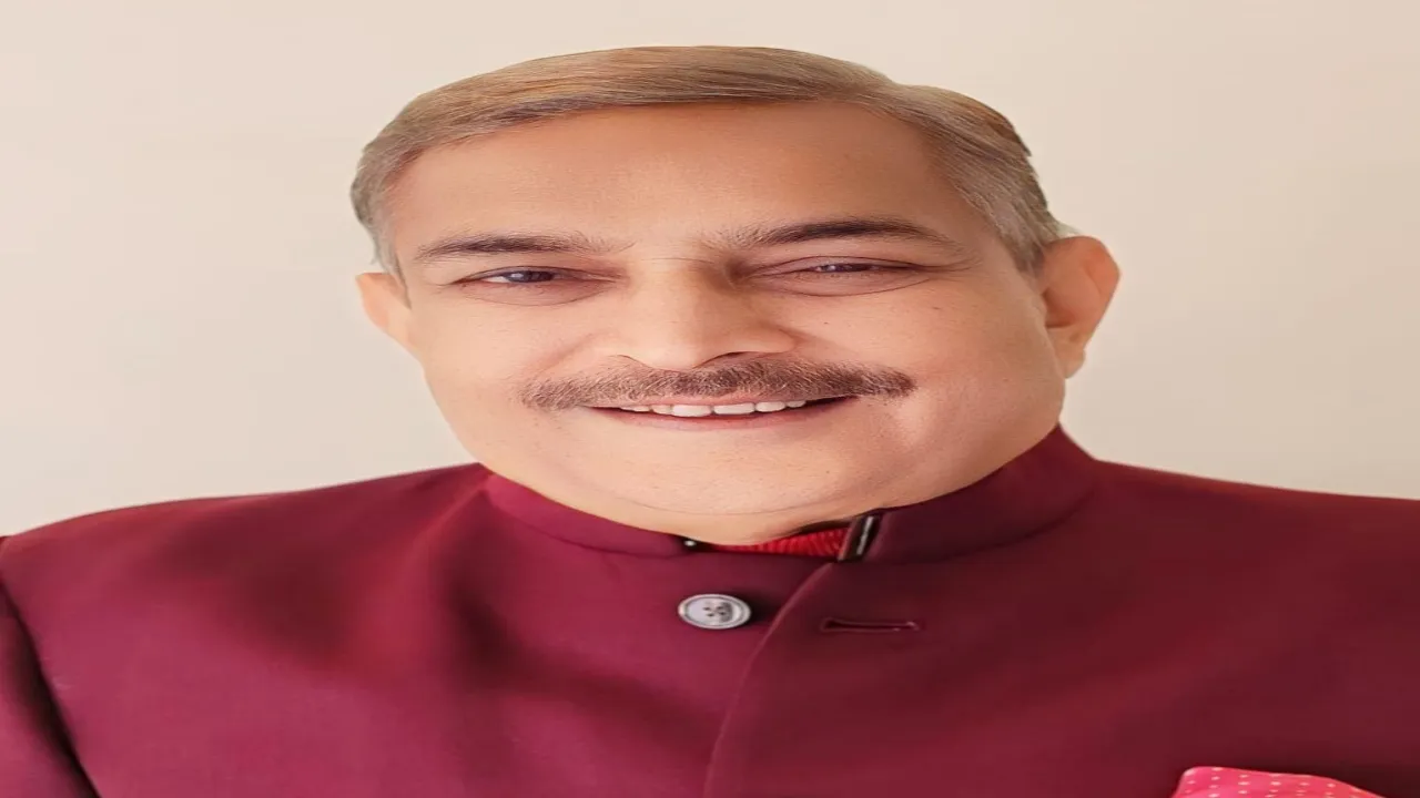  प्रतापगढ़ : टोल टैक्स में बढोत्तरी व दूध के बढ़े दाम जनता पर बोझ : प्रमोद तिवारी