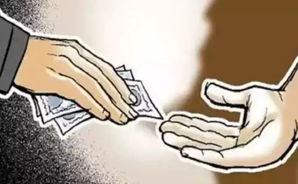Bareilly News: बीजेपी नेता ठेकेदार, एलन क्लब मंडी में कथित अवैध वसूली पर तकरार