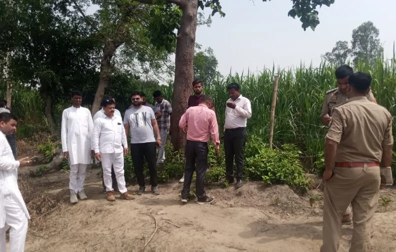 बरेली: हाफिजगंज में पुलिस ने रातोंरात नष्ट कराए गोवंशीय पशुओं के अवशेष