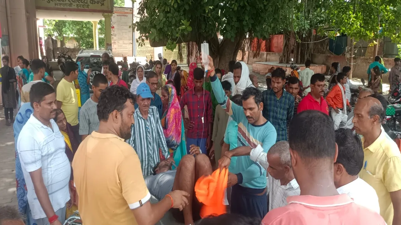 हरदोई: डीजल का कैन निकालते समय लगी आग, एक ही परिवार के तीन लोग झुलसे-हालत गंभीर    