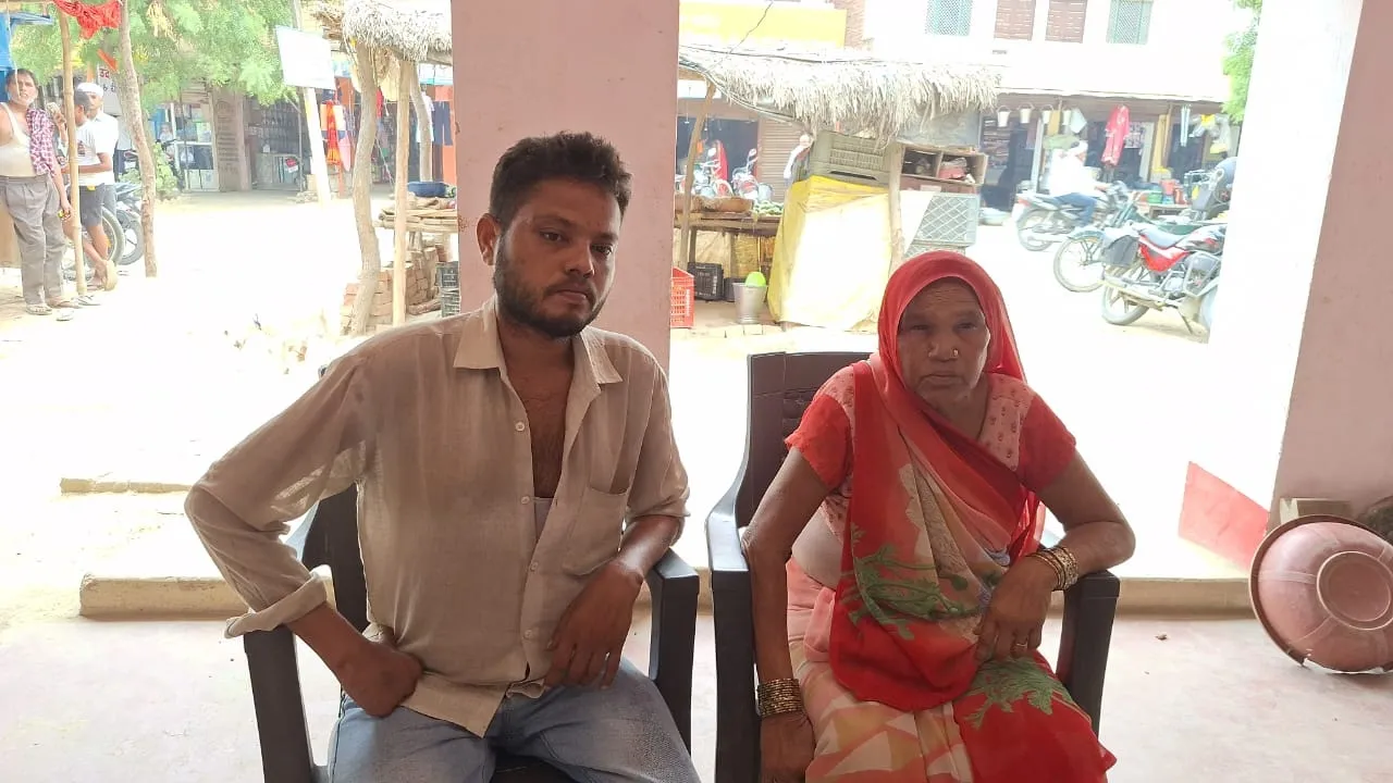 अमेठी में बड़ा भ्रष्टाचार आया सामने, ग्रामप्रधान की बिना जानकारी के खाते से निकल गई करोड़ों की धनराशि