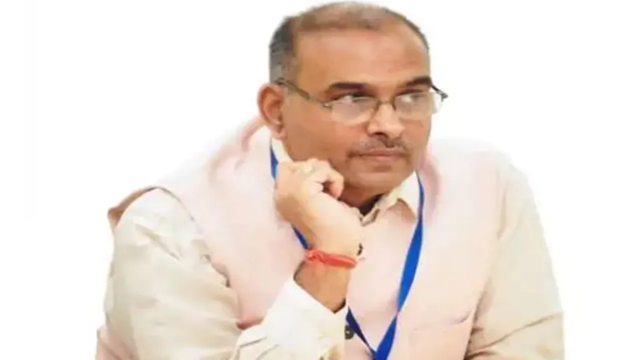 UP News: प्रो.विनय पाठक फिर बने कानपुर विश्वविद्यालय के कुलपति, राज्यपाल ने जारी किया आदेश