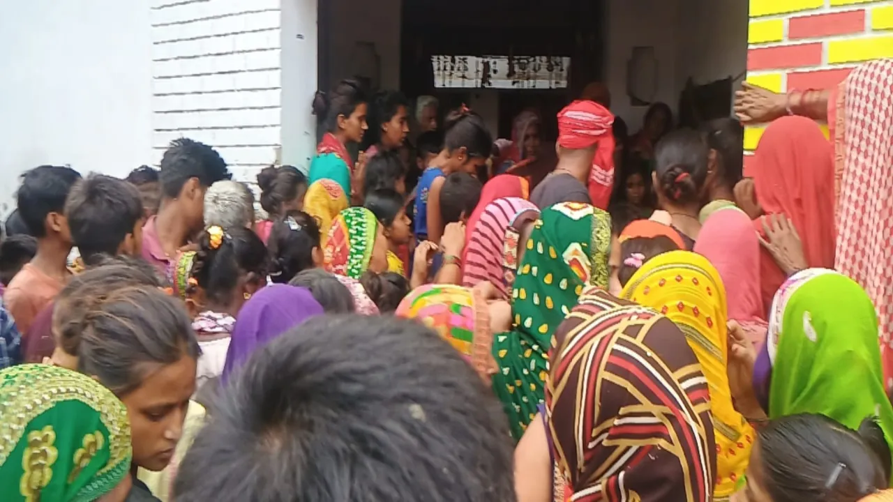 Video: बहराइच में बड़ा हादसा, गड्ढे में डूब कर चचेरे भाइयों की मौत 