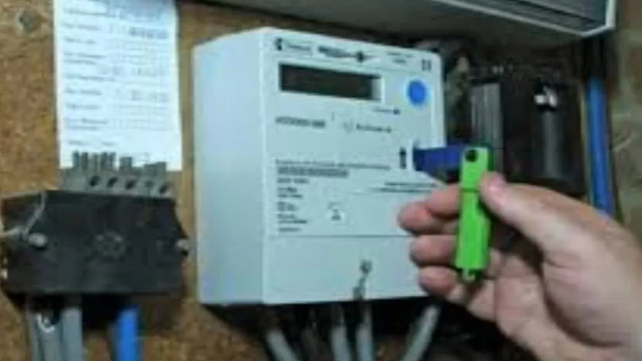 हरदोई की इस नामी कंपनी पर लगा बिजली चोरी करने में 5.21 करोड़ रुपये का जुर्माना, भेजा गया नोटिस 