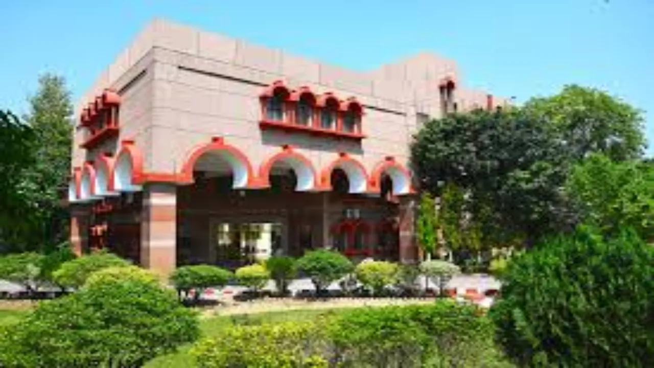 सिविल सर्विस की तैयारी भी कराएगा केंद्रीय संस्कृत विश्वविद्यालय, शुरू हुआ ये नया कोर्स-55 सीट पर होगा एडमिशन 