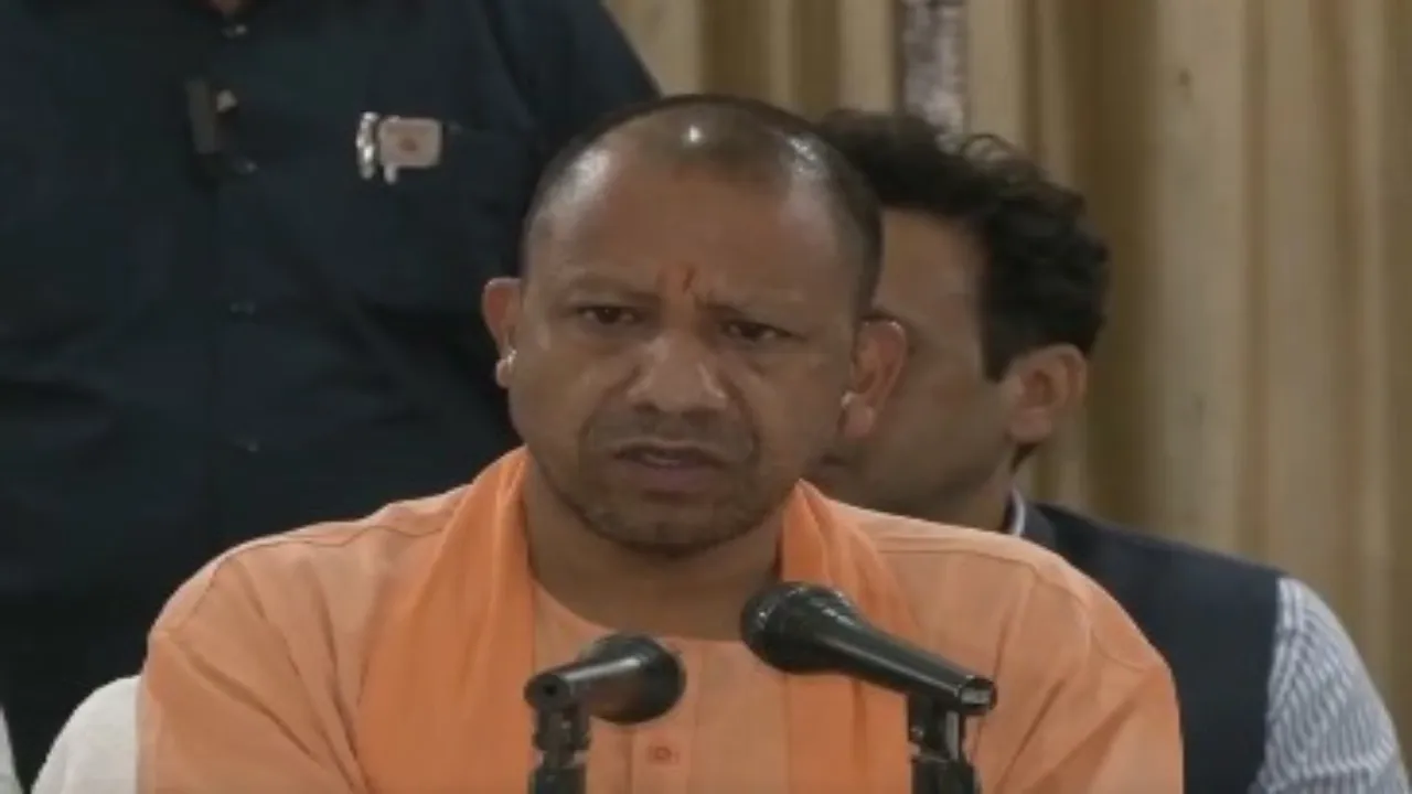हाथरस सत्संग हादसा: CM योगी बोले-घटना की होगी न्यायिक जांच, ये राजनीति का मौका नहीं, पीड़ितों के साथ है सरकार 
