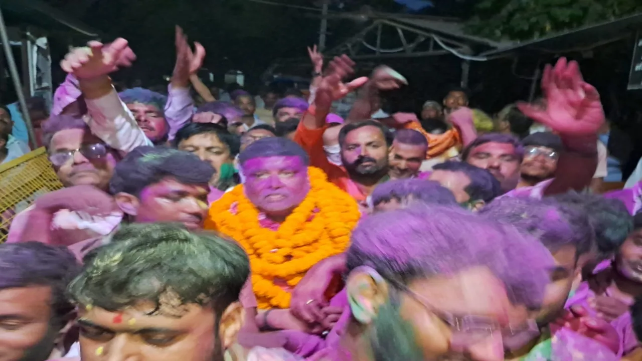 सुलतानपुर बार एसोसिएशन चुनाव: रणजीत अध्यक्ष तो रमाशंकर के सिर बंधा महासचिव का सेहरा