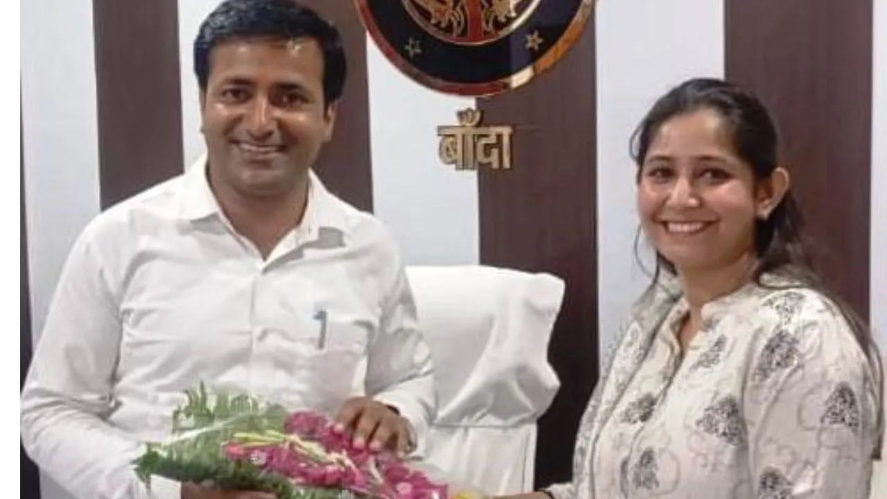 Banda New BSA: नवागत बीएसए विपिन कुमार ने संभाली कुर्सी, लखनऊ भेजी गईं प्रिंसी, हमेशा चर्चित रहे है जिले...