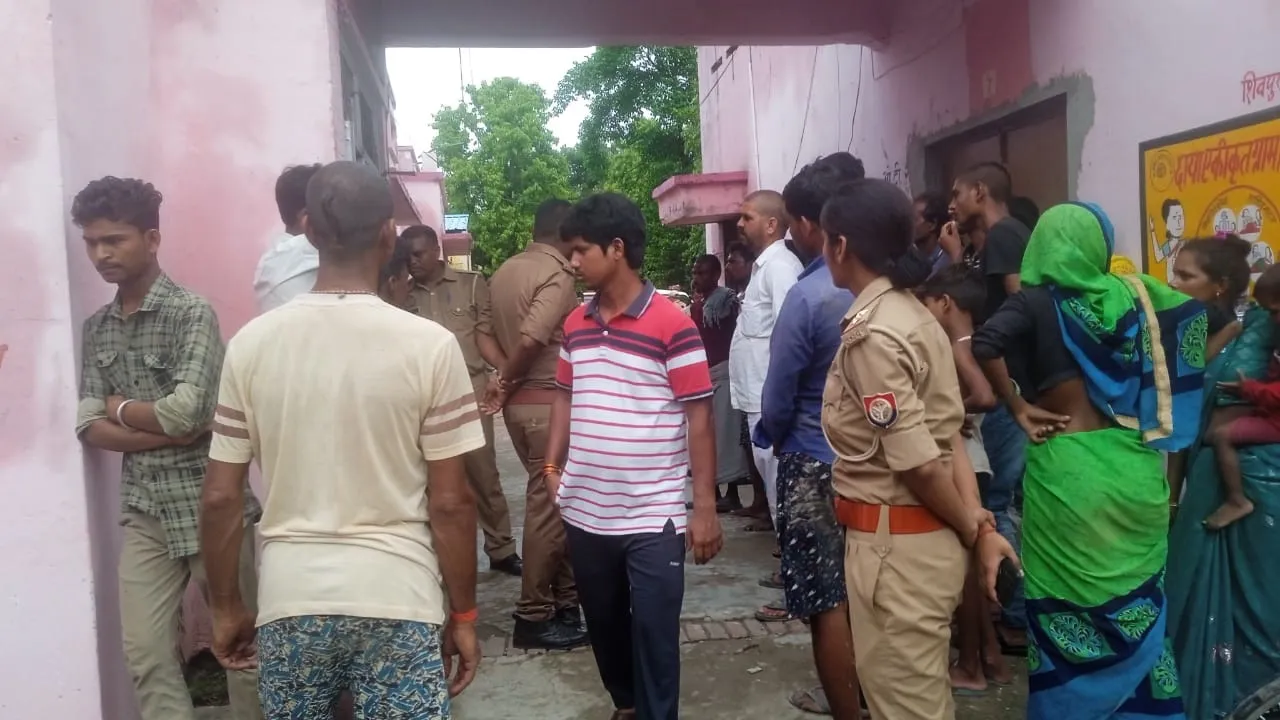 बहराइच: किसान की धारदार हथियार और लाठी-डंडे से हमला कर हत्या, पत्नी और उसके प्रेमी समेत 4 पर लगा आरोप