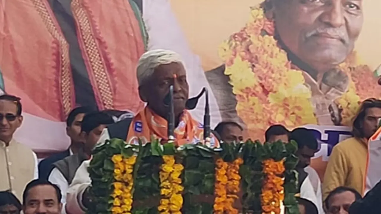 भाजपा विधायक शाक्य की छात्रों को सलाह- डिग्री हासिल करने से कुछ नहीं होगा, पंचर की दुकान खोल लो