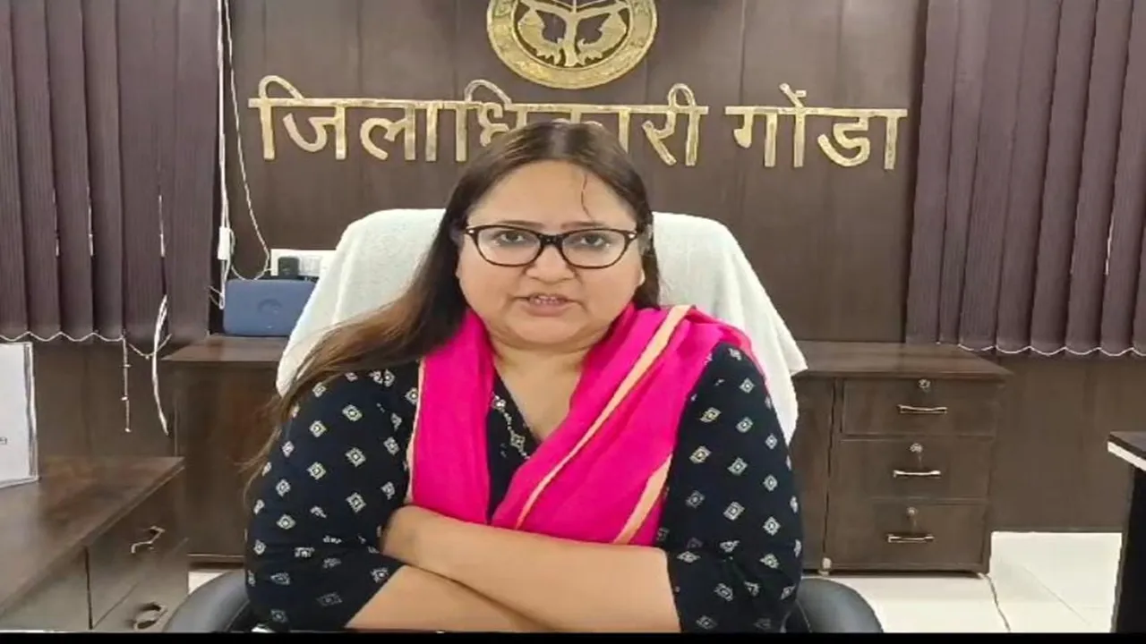 गोंडा: ''खड़ाऊराज'' पर भड़की डीएम,‌ बैठकों में दिखे प्रतिनिधि तो दर्ज होगी एफआईआर