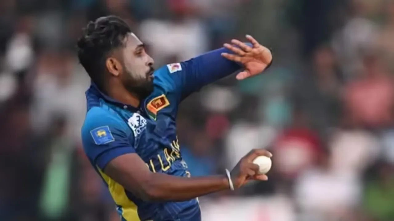 IND vs SL: टी 20 श्रृंखला से पहले श्रीलंका को लगा बड़ा झटका, चोट के चलते यह तेज गेंदबाज हुआ बाहर 