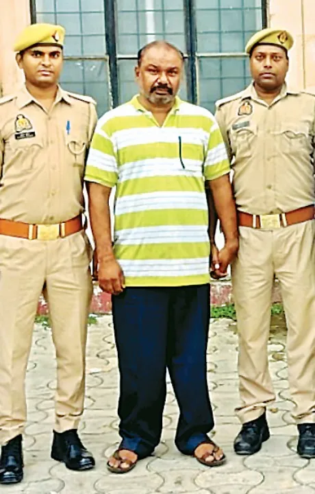 Kanpur: शातिर ठग गिरफ्तार: आरोपी FMCG प्रोडक्ट का डिस्ट्रीब्यूटर, कारोबारी से ठगे थे 1.80 करोड़, इस तरह बनाया था ठगी का शिकार...