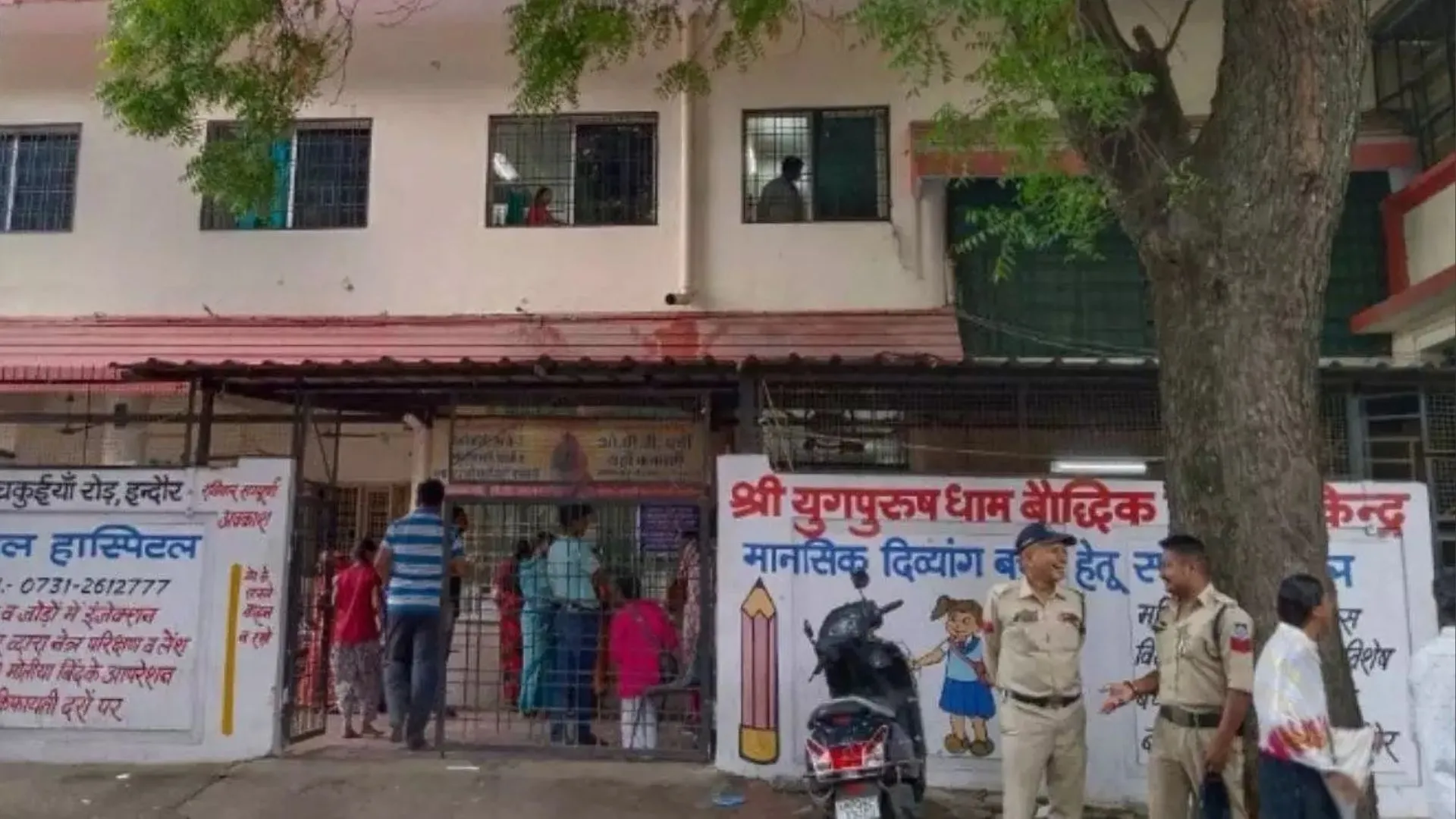 इंदौर के आश्रम में छह बच्चों की मौत का खुलासा, एक बच्चे को बिना पोस्टमॉर्टम दफनाया गया 