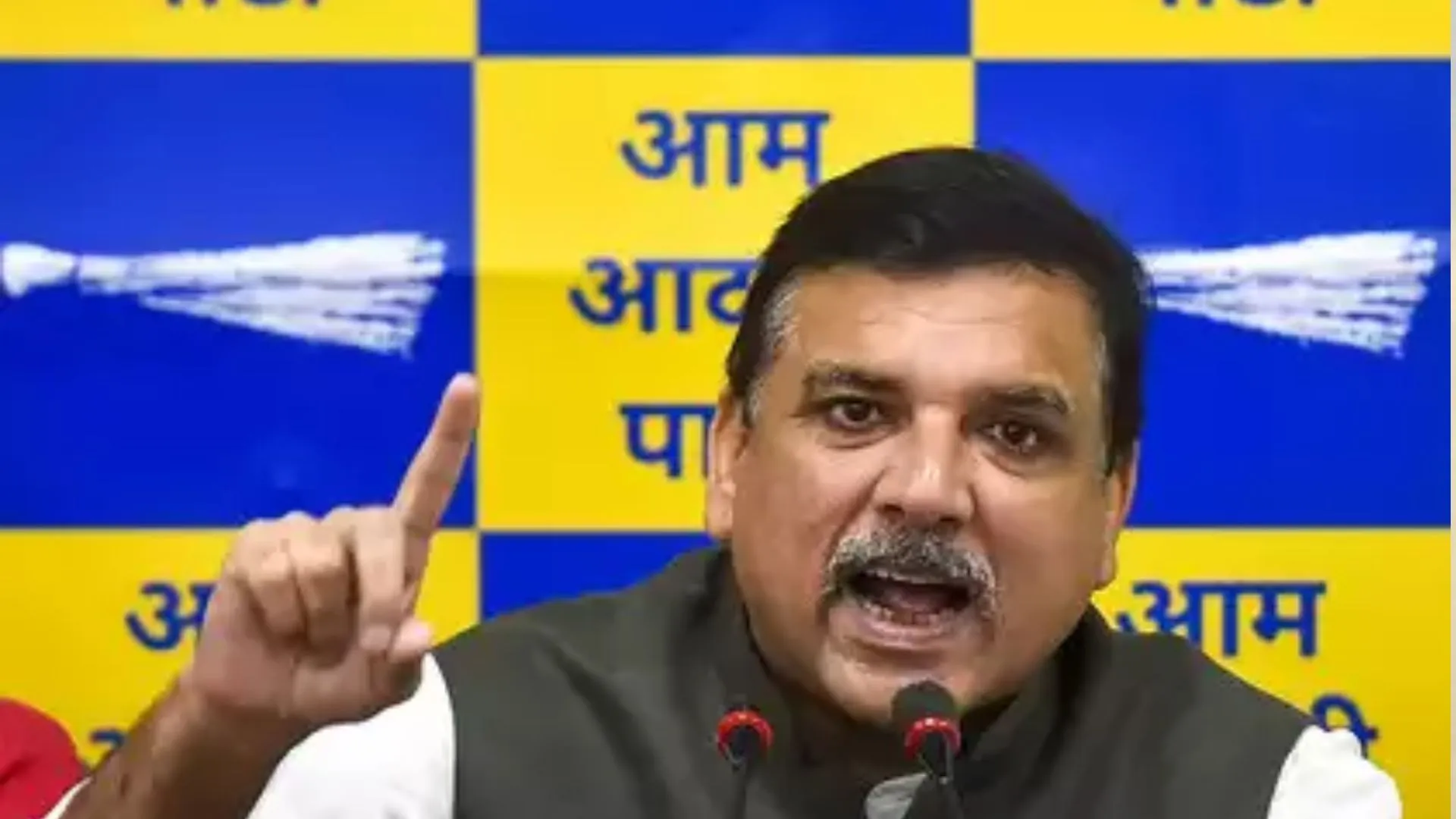 'भाजपा और केंद्र सरकार केजरीवाल की जिंदगी से खेल रही है', संजय सिंह का दावा