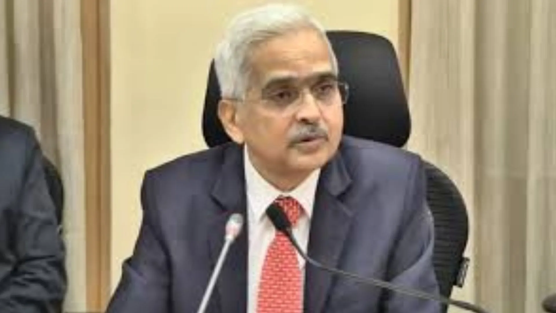 सरकार के साथ समन्वय से अर्थव्यवस्था में तेजी से सुधार हुआ: आरबीआई गवर्नर 