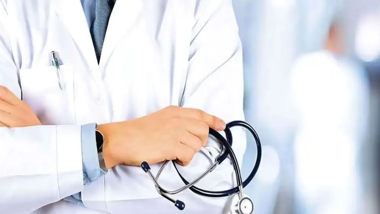 Kanpur News: पीएचसी और वेलनेस सेंटरों पर तैनात होंगे 55 डॉक्टर...दूर होगी समस्या, समय से मरीजों को मिलेगा इलाज