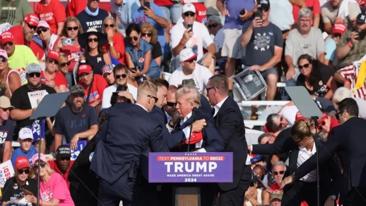  अमेरिका के पूर्व राष्ट्रपति पर हुए हमले की पीएम मोदी और राहुल गांधी ने की निंदा, कहा- ट्रम्प पर हुए हमले से बेहद चिंतित हूं