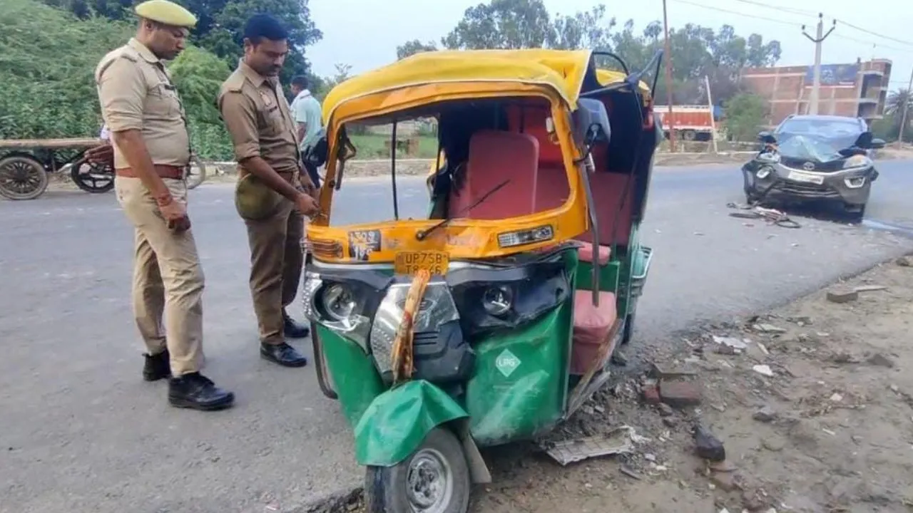 Etawah Accident: सड़क हादसों में ऑटो सवार समेत दो की मौत...पांच घायल, हादसों के बाद मची चीख-पुकार