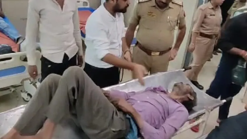 Farrukhabad News: बेटे ने की गाली-गलौज...आहत पिता ने गंगा में लगाई छलांग, जानिए पूरा मामला