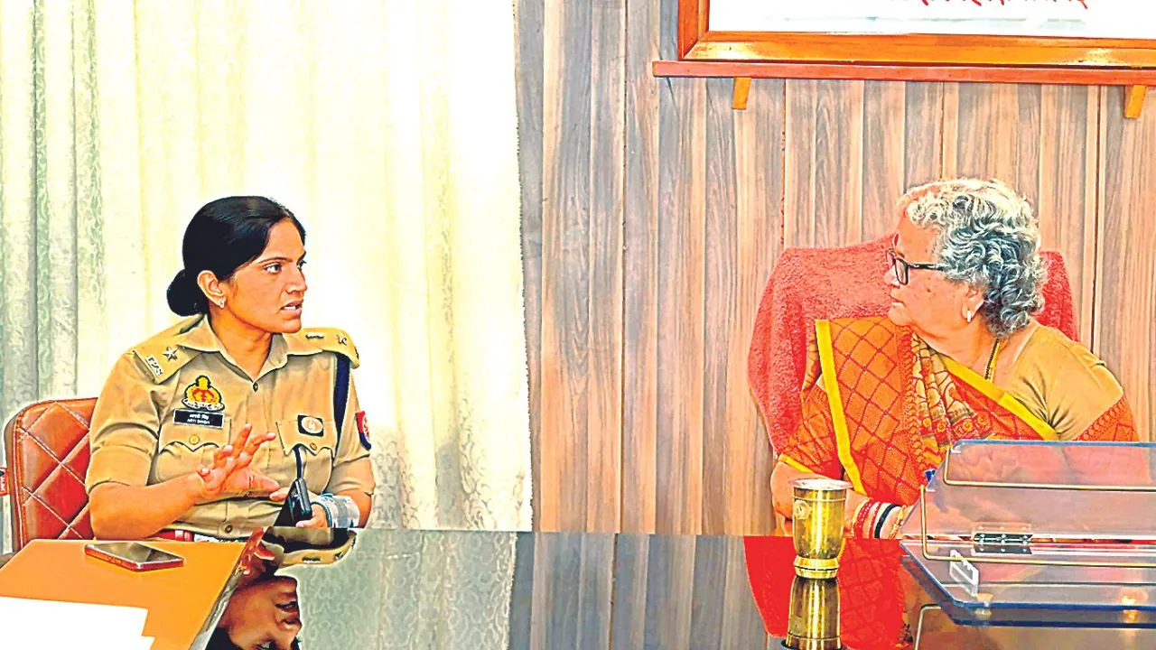 Kanpur News: शहर में सिर्फ दो वाहन पार्किंग स्टैंड वैध...बाकी सब अवैध, आखिर किसकी शह पर धड़ल्ले से हो रहे संचालित?