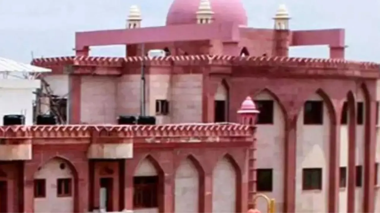 लखनऊः भाषा विश्वविद्यालय में हुआ कैंपस प्लेसमेंट