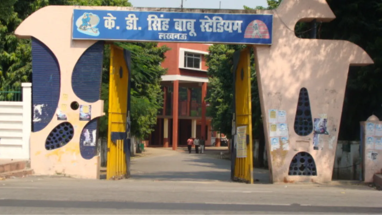 लखनऊः तैराकी, बैडमिंटन और वॉलीबाल कोच का तबादला,  इन खेलों के नहीं अब एक भी कोच